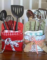 20 Diy Cheap Christmas Gift Ideas From The Dollar Store Under 10 Diy Christmas Gifts Cheap Christmas Gift Baskets Diy Cheap Christmas Gifts