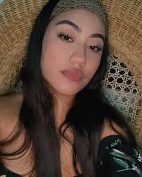 Aura Navarro's Instagram, Twitter & Facebook