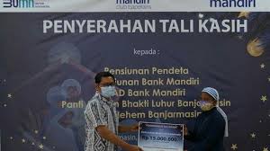 Cws membantu masyarakat yang paling rentan tanpa memandang agama, suku, ras, maupun gender. Sambut Hari Natal Bank Mandiri Banjarmasin Gelar Penyerahan Tali Kasih Banjarmasin Post