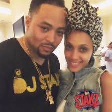 Stream bella noel music