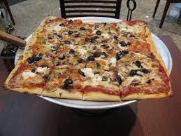 Tomato basil sauce, garlic oil, buffalo tomato sauce, sweet bbq sauce, garlic alfredo. Russo S New York Pizzeria Sharjah Restaurant Reviews Photos Tripadvisor