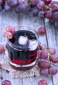 Traubensaft Lasst Euch Besser Schlafen Und Enthalt Wichtige Antioxidantien Weintrauben Rezept Traubensaft Trauben