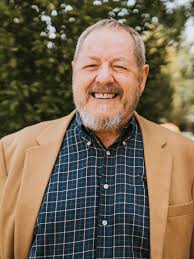 Do as adversaries do in law: Strive mightily, but eat and drink as  friends!" Shakespeare