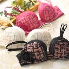 wacoal parfageさんのインスタグラム写真 wacoal parfageinstagram クラシカルなツイード柄を パルファージュらしく刺繍のエンブロイダリーレースで軽やかに表現た19シリーズ wacoal parfage wacoal par パルファージュ ブラジャー ワコール