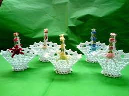 Tutti gli schemi e i tutorial come fare una farfalla amigurumi Segnaposto Per Matrimonio Ricamati All Uncinetto Cestini Ricamati All Uncinetto Bomboniere Uncinetto Gratis Sottobicchieri All Uncinetto