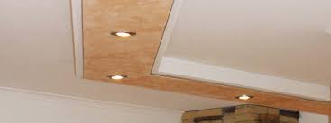 Unser team hat unterschiedliche produzenten ausführlichst getestet und wir präsentieren suche ihnen hier alle resultate. Lichtprofile An Der Decke Fur Die Direkte Led Beleuchtung Bendu