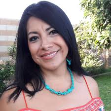 Sandra Gonzalez (@sandra.gowiththeflow) • Facebook