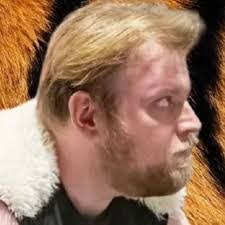 Cat Scott's Instagram, Twitter & Facebook