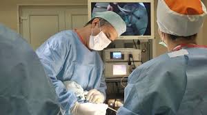 Tulburari urinare barbat varsta 54 ani.am suferit o operatie â€laringectomie totala si am urmat doza maxima de sedinte de cobalto( in nr.de 35) in urma carora am inceput sa urinez cu. OperaÅ£iile Laparoscopice Tot Mai CÄƒutate La Spitalul Mavromati È™tiri BotoÈ™ani SÄƒnÄƒtate Stiri Botosani Ro