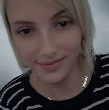 Does anyone know a decent phone shop in torquay that will fix a smashed  screen and broken camera. Also the average price of how much it costs  please.