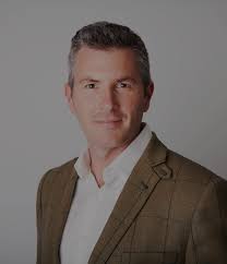 Amos Szeps, CEO & Owner, Peoplemax