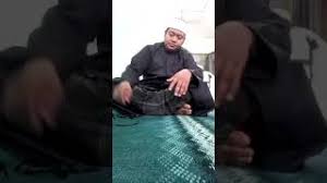Dalil bahwsanya shalat jum'at memiliki dua khutbah ditunjukkan dari perbuatan nabi shallallahu 'alaihi wa sallam sendiri. Doa Antara 2 Khutbah By Bilal Qusyai Youtube