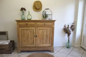 We did not find results for: Restaurer Un Meuble En Bois Les Etapes Et Le Materiel Indispensables Cote Maison