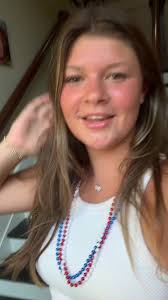 Meredith Eckert's Instagram, Twitter & Facebook