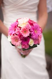 This darling little bunch of blooms by @mooncanyon is a forever. 35 Beach Wedding Bouquets Destination Wedding Details