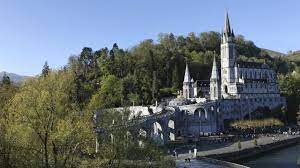 El Canal De Jose Luis Sierra Diffusion En Direct De La Grotte De Lourdes Grutas Religion Santuario