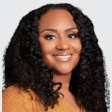 Lauren Ziegler's Instagram, Twitter & Facebook