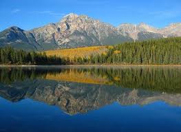 Rent or charter a powerboat for a fun and exciting experience in pyramid lake. Pyramid Lake Canoe And Kayak Hire Review Of Pyramid And Patricia Lakes Jasper Alberta Tripadvisor