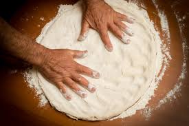 Recette Pate A Pizza Pate A Pizza En 2020 Recette Pate A Pizza Recette Pate Pate A Pizza