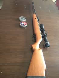 Cumpara si vinde arme cu aer comprimat pe earme.ro. ArmÄƒ Cu Aer Comprimat LunetÄƒ Si 1 000 De Proiectile Confiscate La Agigea
