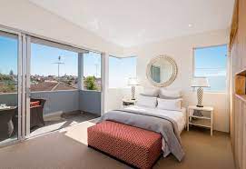 20 contemporary bedrooms with balcony home design lover tasarim evler yatak odasi tasarimlari ev icin