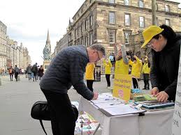 Files are available under licenses specified on their description page. Edinburgh Scotland Learning About Falun Dafa On A Warm Spring Day Falun Dafa Minghui Org