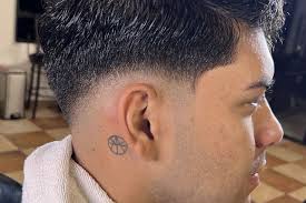 Women's Haircuts Near me in Mustang