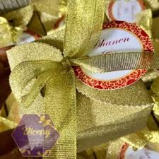 Choose and purchase party favors, wedding door gifts and presents for wedding helpers. Indian Traditional Sweets Dicesry Gift And Favor