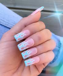 Tons of instagram and youtube ideas for classy, short, simple and do you find coffin nails fit you and your style better than any other nail types? Hot Summer Is More Suitable For Blue Super Suitable For The Design Of Blue Coffin Nails In Summer Lily Fashion Style