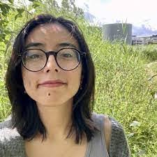 Paulina Smith's Instagram, Twitter & Facebook