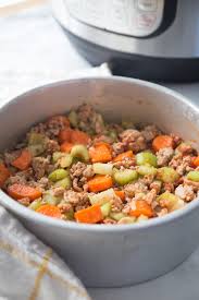 This instant pot hamburger recipe for the pressure cooker uses layers of sliced potatoes, shredded cheese and ground meat in your instant pot. Healthy Instant Pot Shepherd S Pie Confessions Of A Fit Foodie