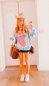 Pinterest Preppymadi In 2021 Preppy Girl Girly Girl Outfits Preppy Accessories