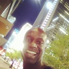 It's a LOVELY Friday night in The Neighborhood. Bella my doggie and I are  out grabbing our Dinner. #HappyWeekend ❤️🇺🇸😘