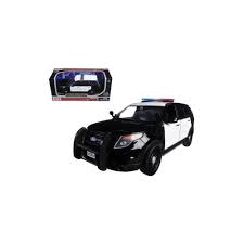 2015 ford police interceptor unmarked black & white 1/24 diecast motormax 76958. Motormax Motormax 76958 2015 Ford Interceptor Unmarked Police Car Black And White 1 24 Diecast Model Car At Lowes Com