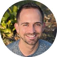 Clint Proctor's Instagram, Twitter & Facebook