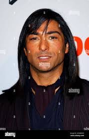 Jay Tavare's Instagram, Twitter & Facebook