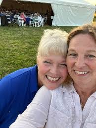 Daniel Braunschweig's Instagram, Twitter & Facebook