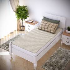 And, because egg crate mattress toppers have a textured, supportive surface unlike flat mattress material: Amazon Com Everyday Home Mattress Topper Egg Crate Ventilated Foam Twin Size Beige Home Kitchen