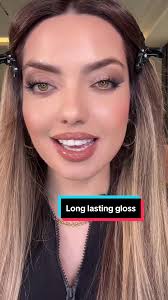 طريقة تكبير الشفاه باستخدام الجلوس لساعات طويلة