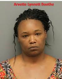 SOUTH PRECINCT OFFICERS REMOVE GUNS AND DRUGS FROM HOME ON 35TH STREET: On  January 26th, 2017 at 4 PM, Newport News Police responded to the 700 Block  of 35th Street for multiple