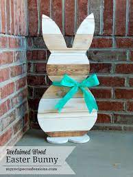 Nice decorations at the mall :) 19 Best Outdoor Easter Decoration Ideas To Brighten Up Your Yard In 2021