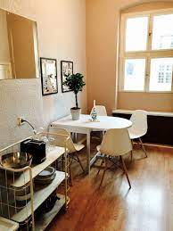 Provisionsfrei oder vom makler dabei variiert der wohnungsmarkt je nach. 1 Zimmer Wohnung Mit Charme Einzimmerwohnungen Zu Vermieten Berlin
