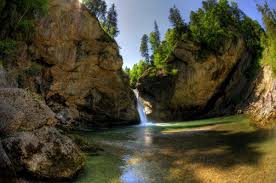 die buchenegger wasserfalle sind ein einzigartiges naturschauspiel im naturpark nagelfluhkette und hohepunkt des ersten premiu wasserfalle wasserfall wanderung