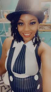 Homicide Detectives have issued an arrest warrant for Leander Moore for  Murder 1st Degree and Possession of a Firearm by Certain Persons. Mr. Moore  is wanted for the murder of Reginald Moore