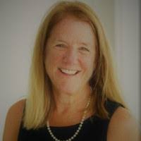 Lisa Hellmuth's Instagram, Twitter & Facebook