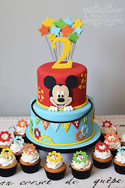 1 Layer Mickey Mouse Birthday Cake For 1 Year Old Boy Decorating Ideas For Train Cakes Novelty Birthday Cakes Mickey Mouse Birthday Cake Mickey Birthday Cakes Mickey Mouse Clubhouse Birthday Cake