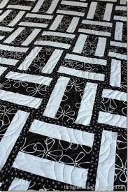 Black And White Quilt Patterns 40 Easy Quilt Patterns For The Newbie Quilter Quilt Patterns Easy Quilt Patterns Black And White Quilts