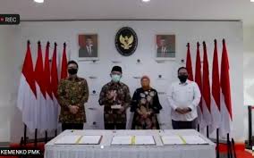 Jun 18, 2021 · pemerintah menggeser libur tahun baru islam yang jatuh pada selasa 10 agustus 2021 menjadi hari rabu 11 agustus 2021. Libur Tahun Baru Hijriah Dan Maulid Nabi Digeser Cuti Bersama Natal Ditiadakan Jpnn Com