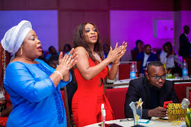 Merci à King'Art Empire pour ces belles images 📸🥰 Soirée Benin Showbiz  Awards 2019 au Golden Tulip le Diplomate de Cotonou 🌟  #BeninShowbizAwards2019 #FanaFanaLady #ModernAmazon