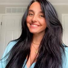 K A Y 💋 (@ayekayholden)